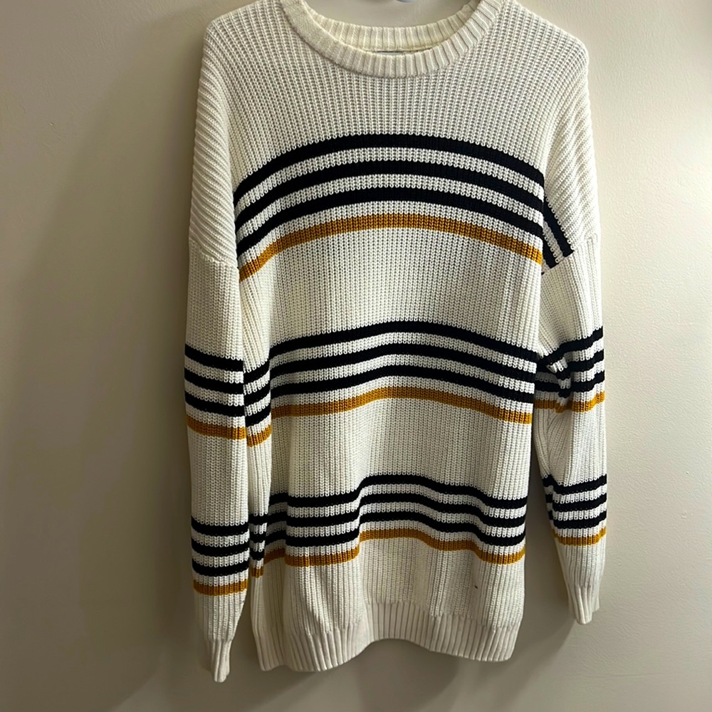 L tall sweater